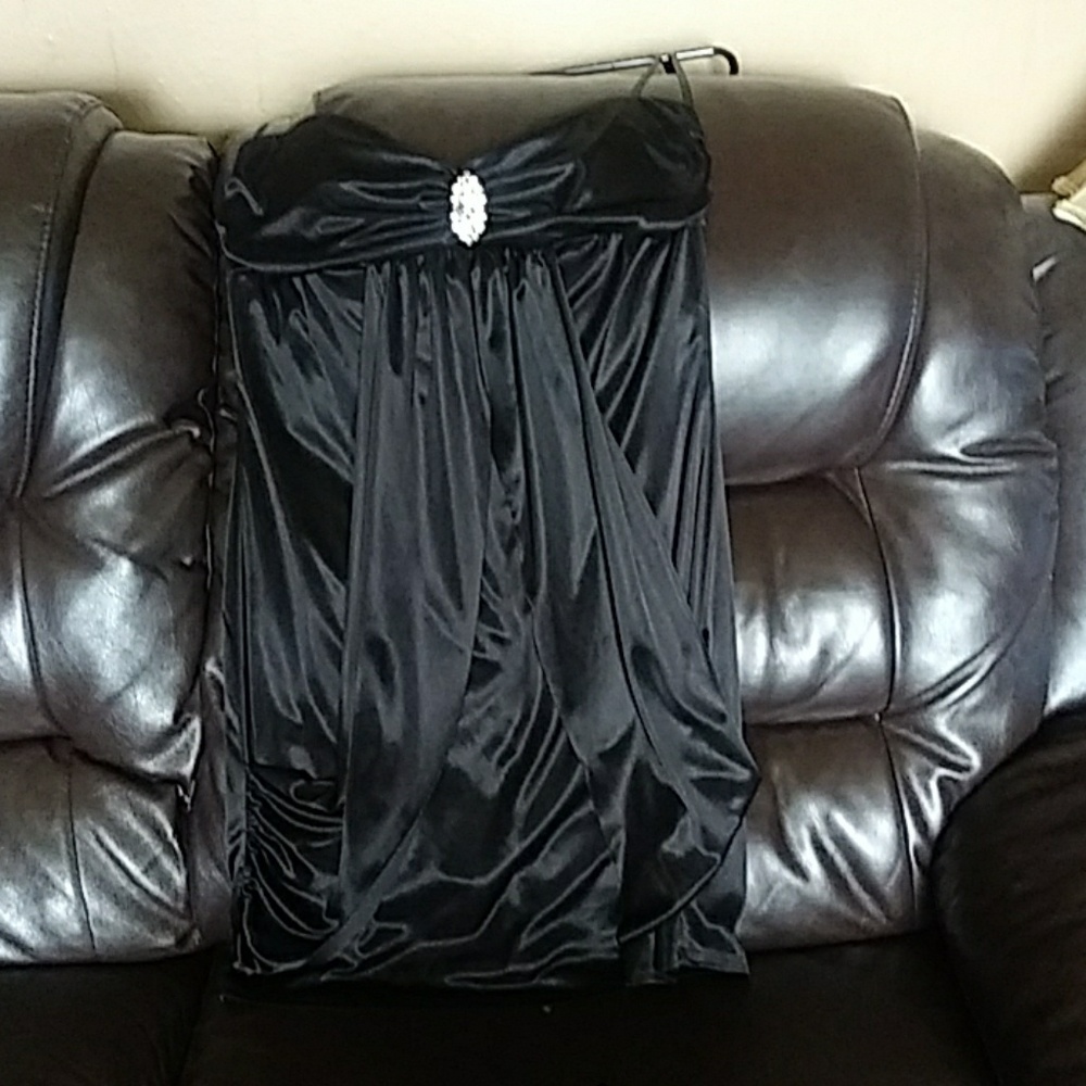 Like Brand New Beautiful Dress